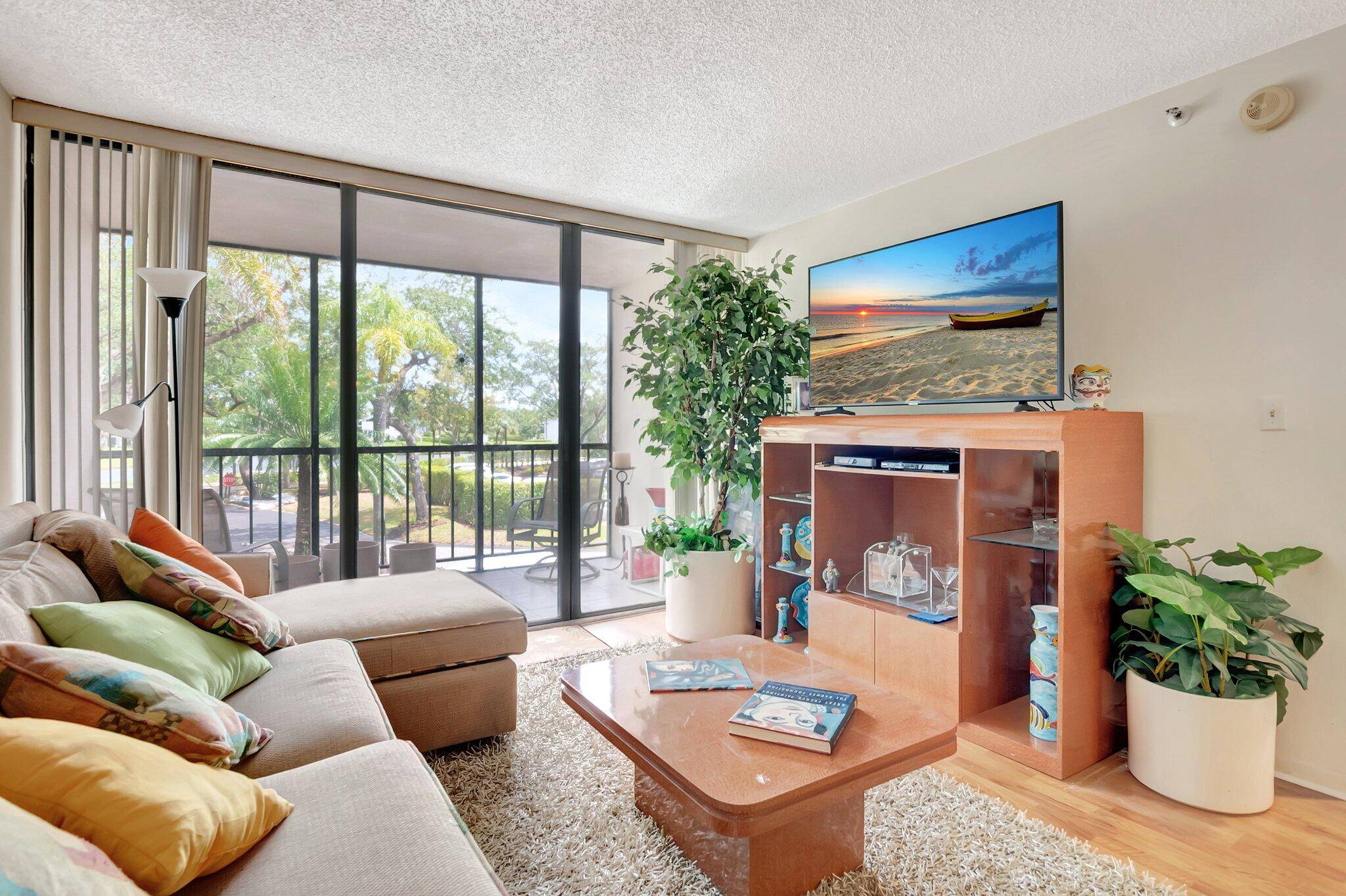 Welcome to this light and bright 2 bedroom 2 bathroom condo in the desirable Lakewood Village.