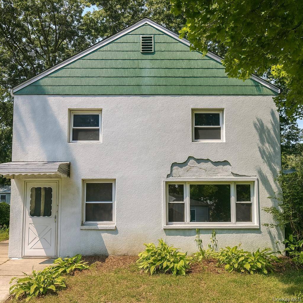 Investor special in the heart of Huntington, this fully gutted 3 bedroom, 1 bathroom home sits on a spacious 10, 890 sq ft corner lot, offering endless possibilities for redevelopment.