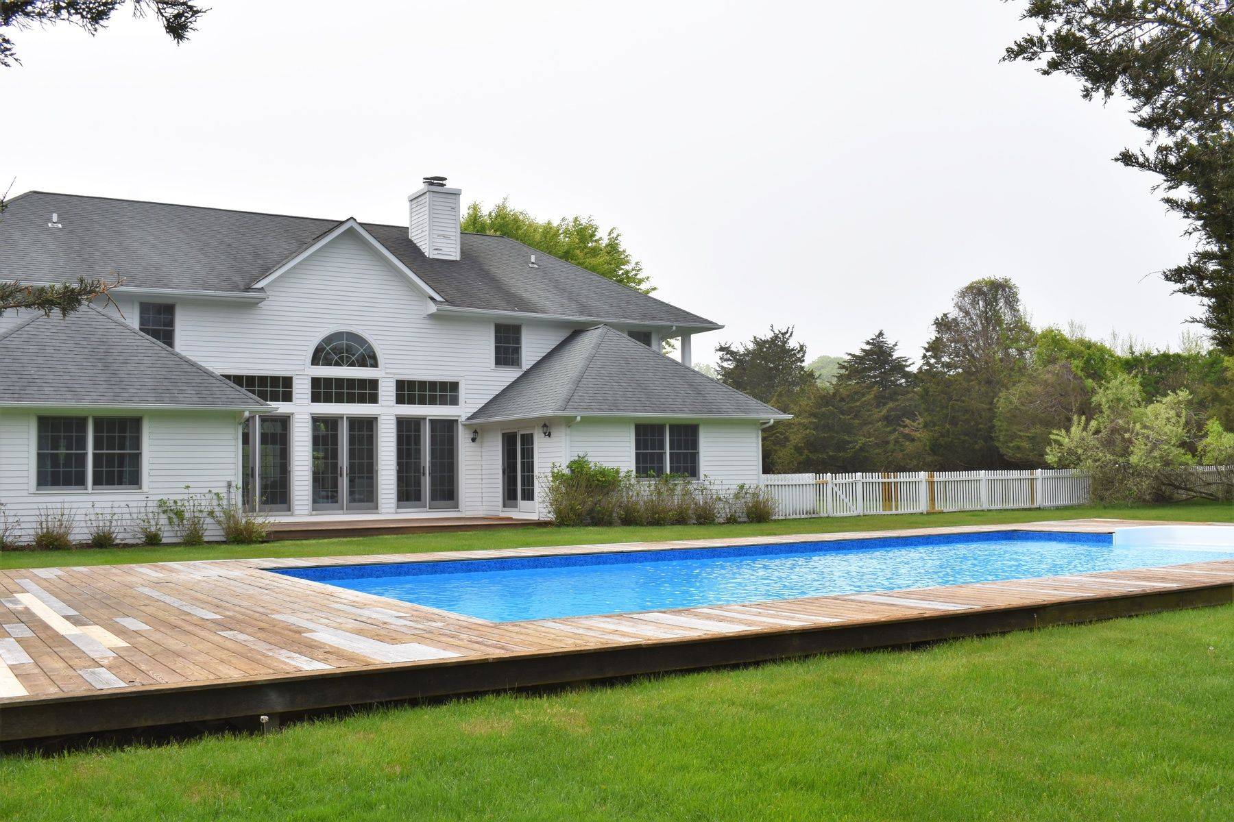 Amagansett Getaway - 4 Beds - 3.5 Baths - Pool