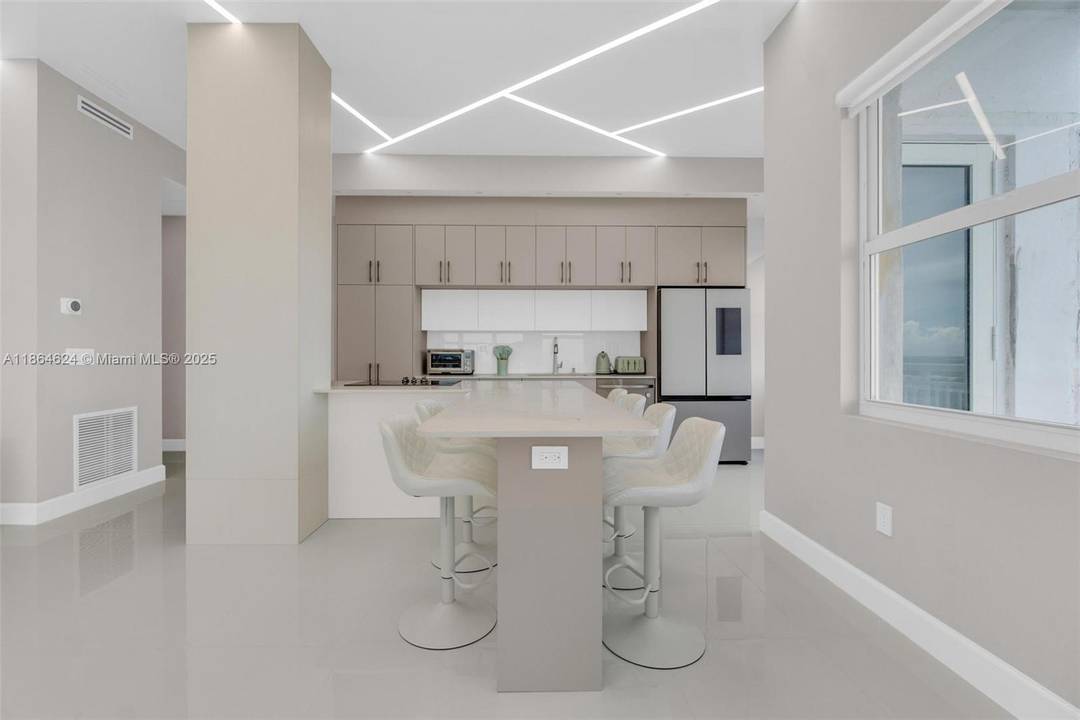 The owner is willing to contribute towards the closing costs !