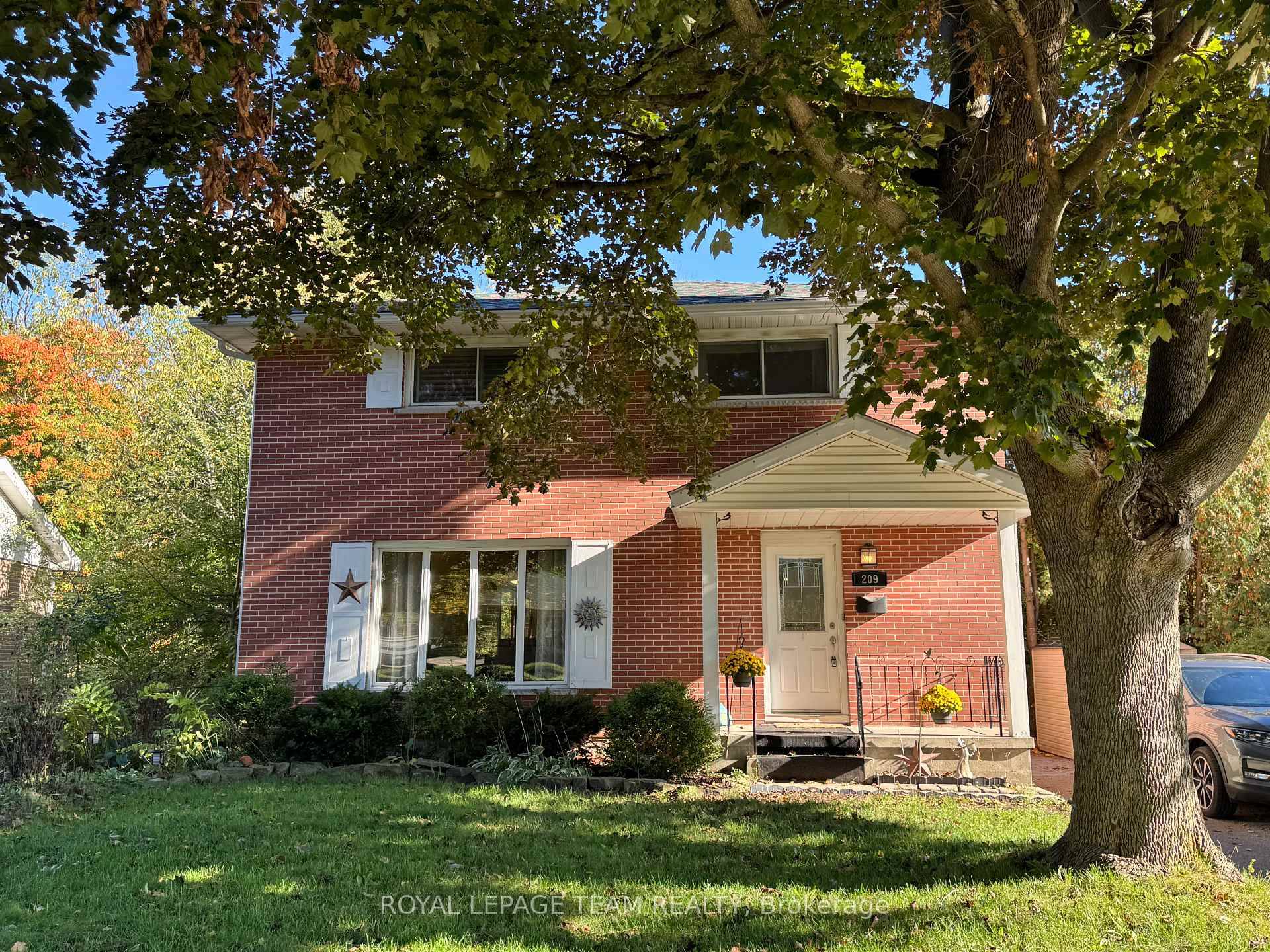Welcome to this 4 bedroom sanctuary with a walkout bsmnt and a backyard that can be described as an oasis, with a 2 level deck that offers a hot tub ...