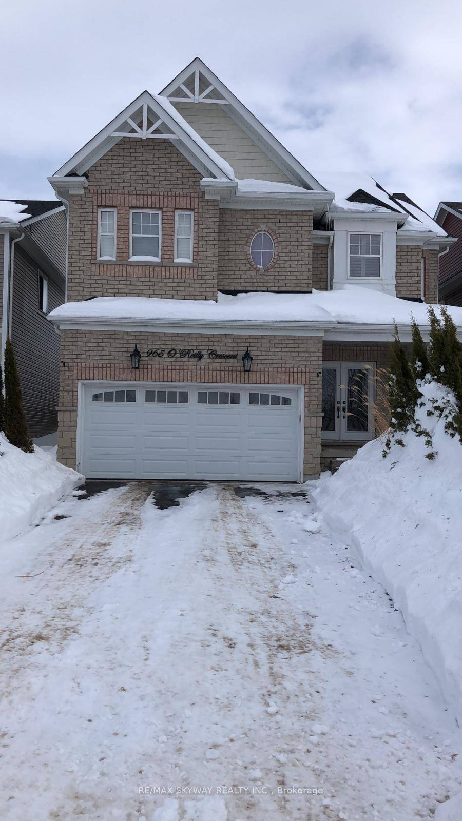 Must See 4 Bedroom Detached Home in Growing Shelburne 4 bdrm, 3 baths detached 2 story home in the ever growing town of Shelburne.