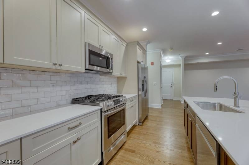 BEAUTIFUL, 27 UNIT LUXURY, ELEVATOR BUILDING AT ROYAL QUARTERS.