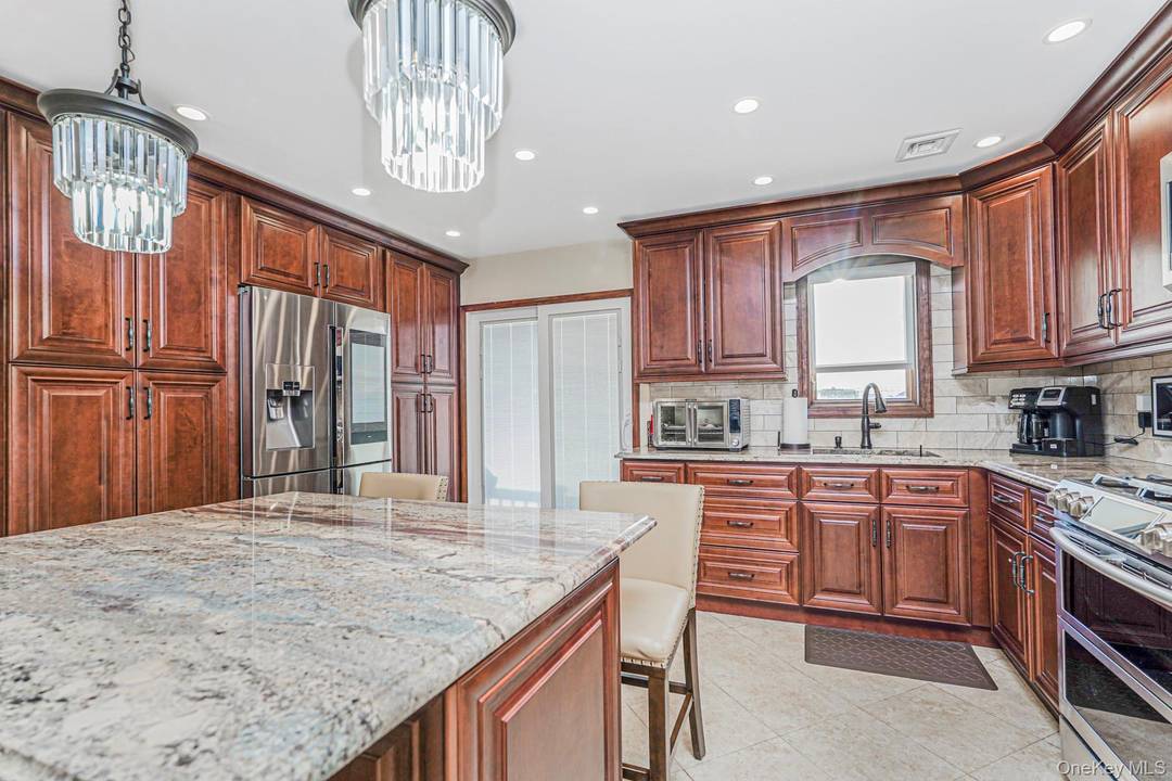 2248 E 70th St, Brooklyn, NY Bergen Beach Experience elevated living in this exceptional move in ready 3 bedroom, 2.