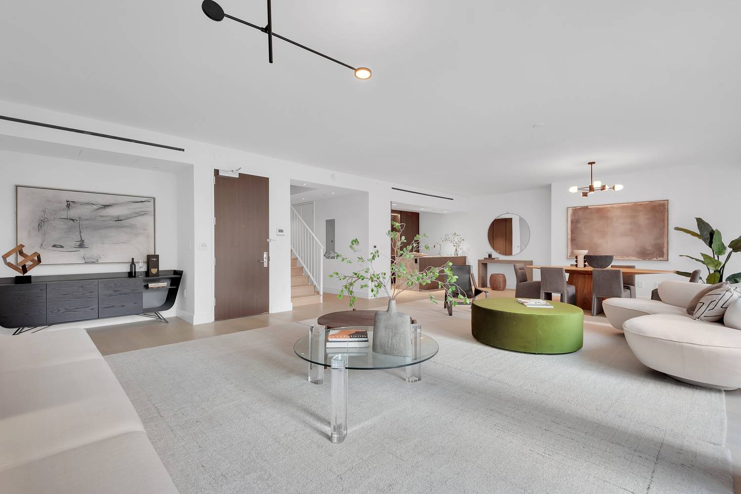 SPONSOR SALE NEW DEVELOPMENT 2, 399 Interior SF add l 991 Exterior SF !