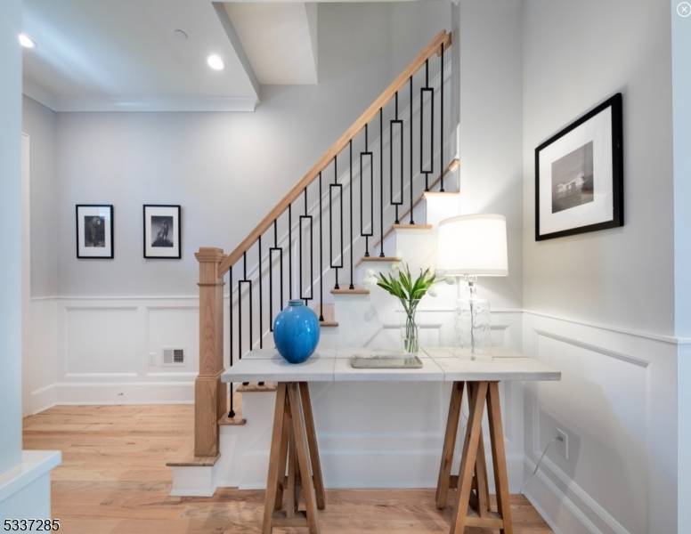 Beautiful townhouse for rent, 3 bedrooms and 2 full baths and 2 half baths, Soaring 10' on 1st floor and 9' ceilings on 2nd floor with an open and airy ...