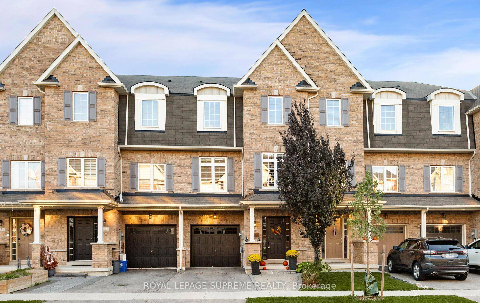 One of the LARGEST townhomes in the neighbourhood.