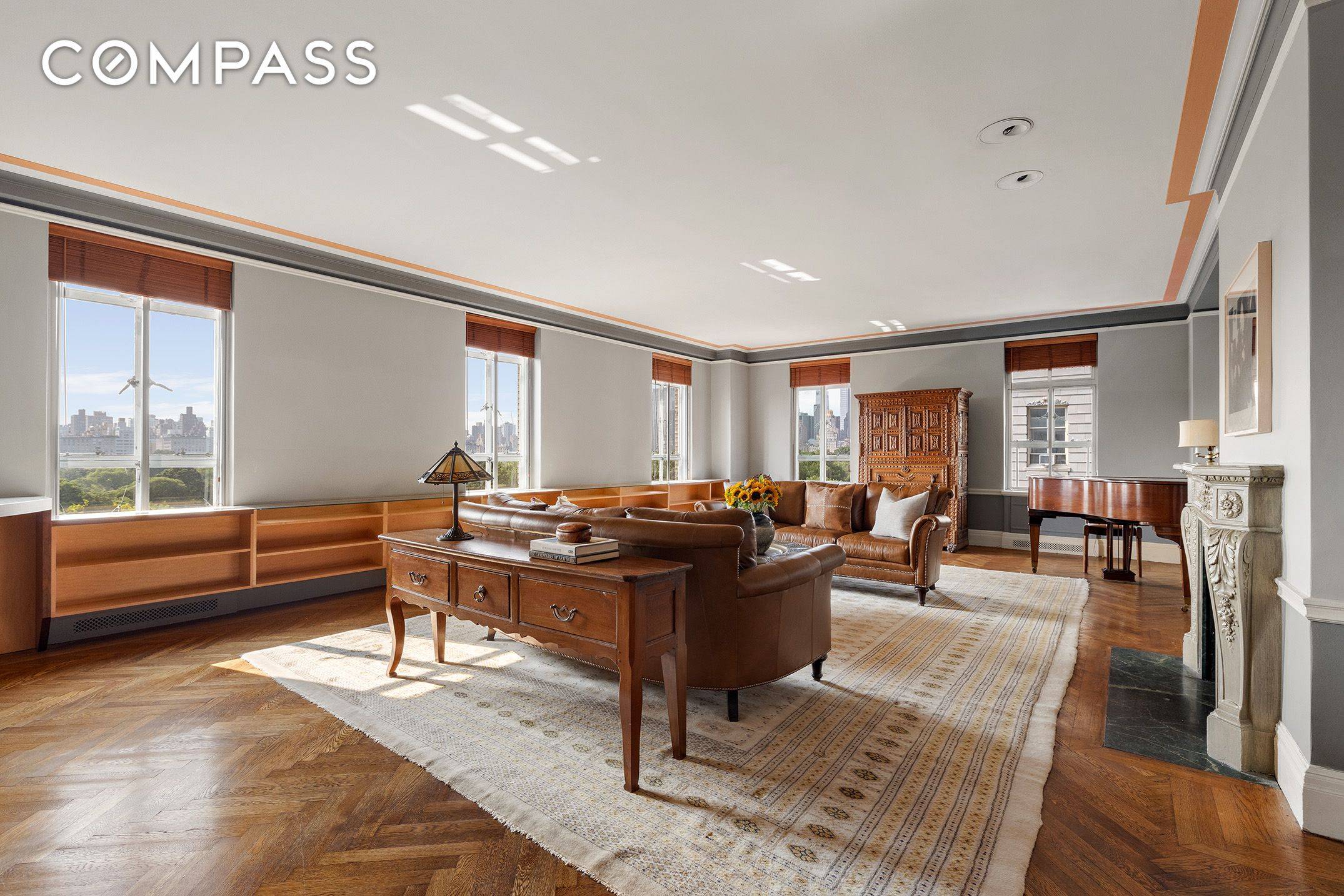 San Remo Classic 9 into 8 Rooms on the Park Rarely available, this expansive 8 room, 4 bedroom, 3.