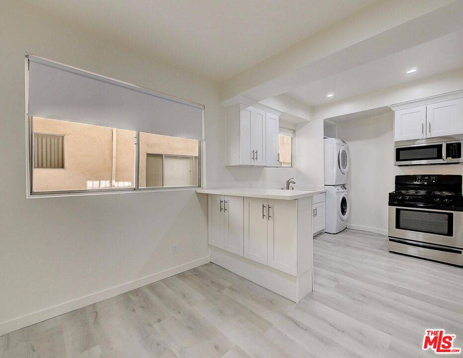 324 S Elm Dr 4BR Beverly Hills La