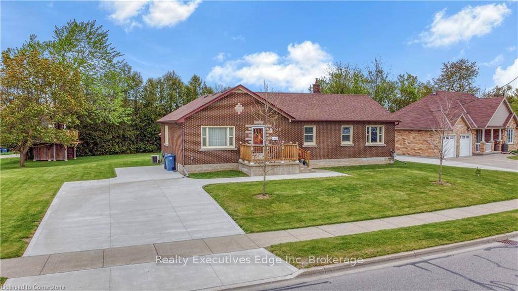 Looking for a spacious and comfortable home in Guelph ?