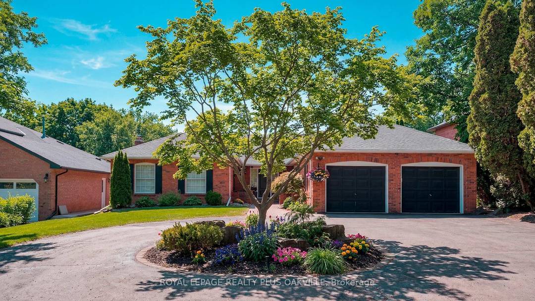South Burlington ! A rare opportunity to secure a sprawling 2, 500 sq ft bungalow offering 5, 000 sq ft of total living space and set on an exceptional 67 ...