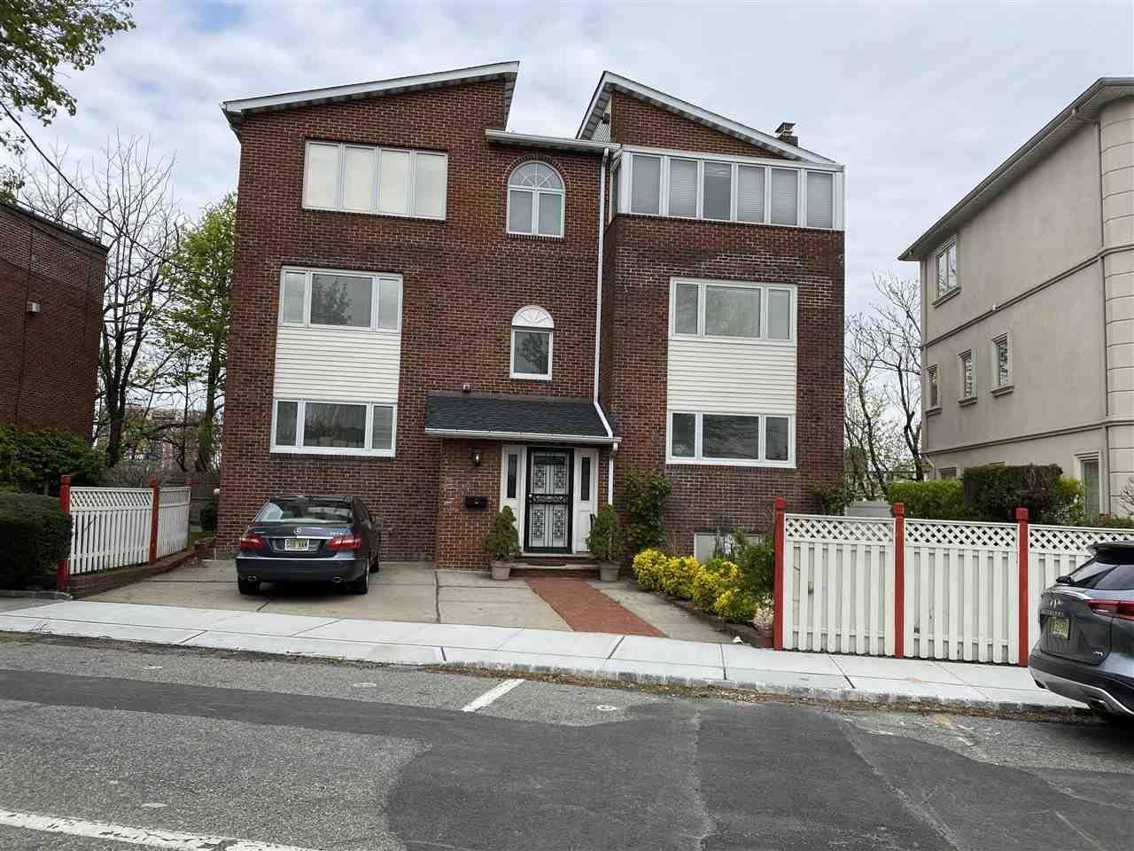 64 KINGSWOOD RD New Jersey