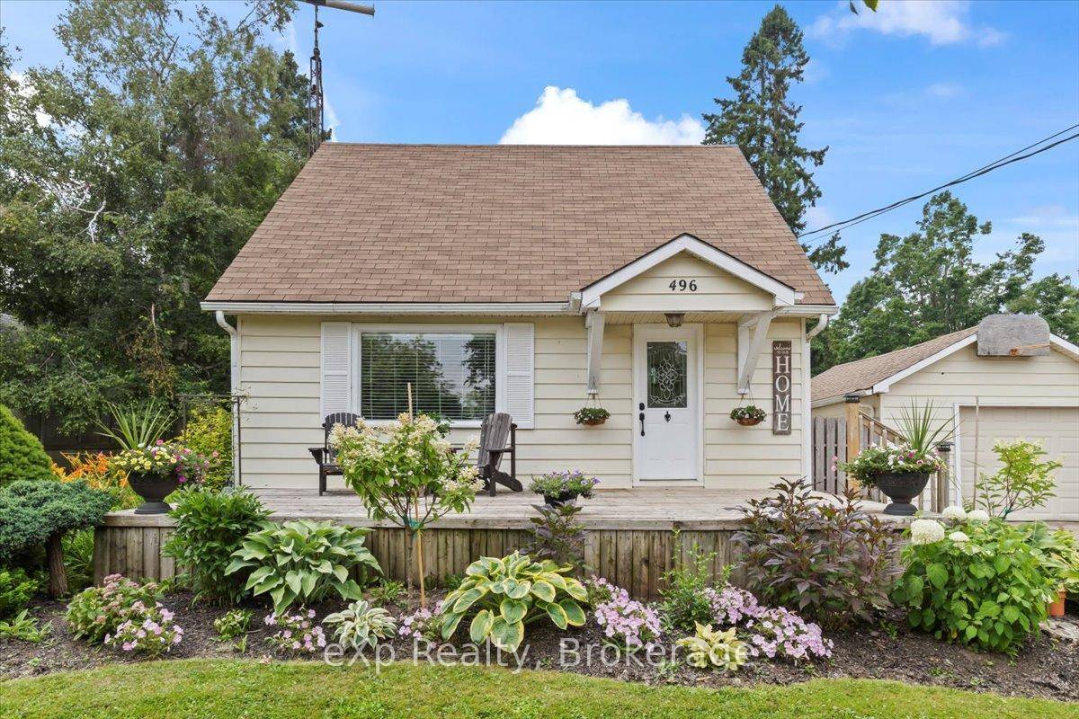 Welcome to this charming, move in ready family home located in the heart of Dundalk.