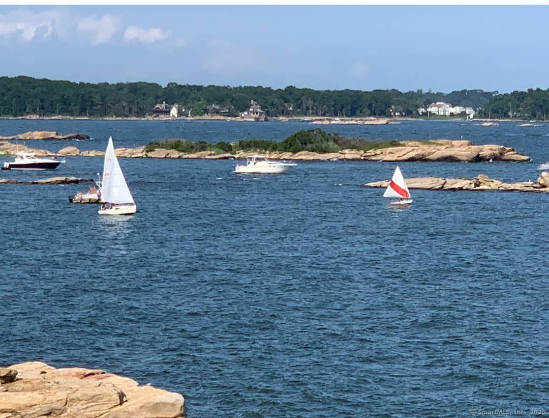 Step into effortless coastal living at Four Beaches, located in the picturesque town of East Haven, CT.