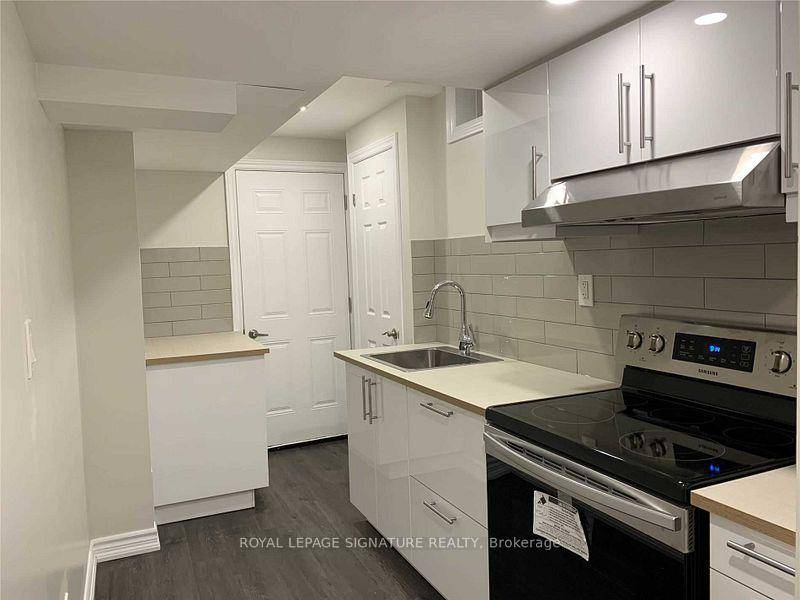Beautifully Finished Large one bedroom Basement Apartment Located in one of The Most Sought After areas of Brampton.