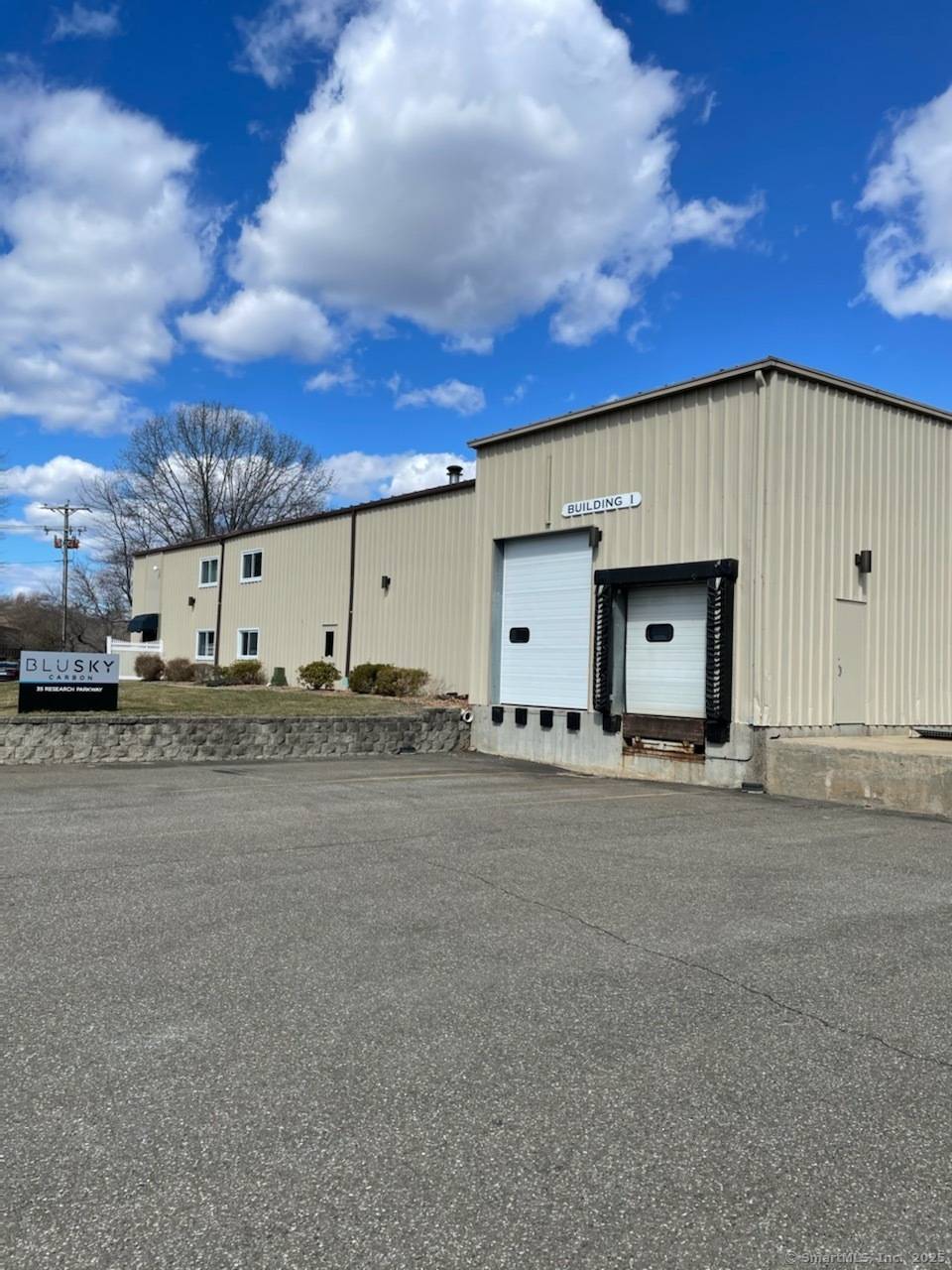 Well Maintained Light Industrial Warehouse Office property located on 2.