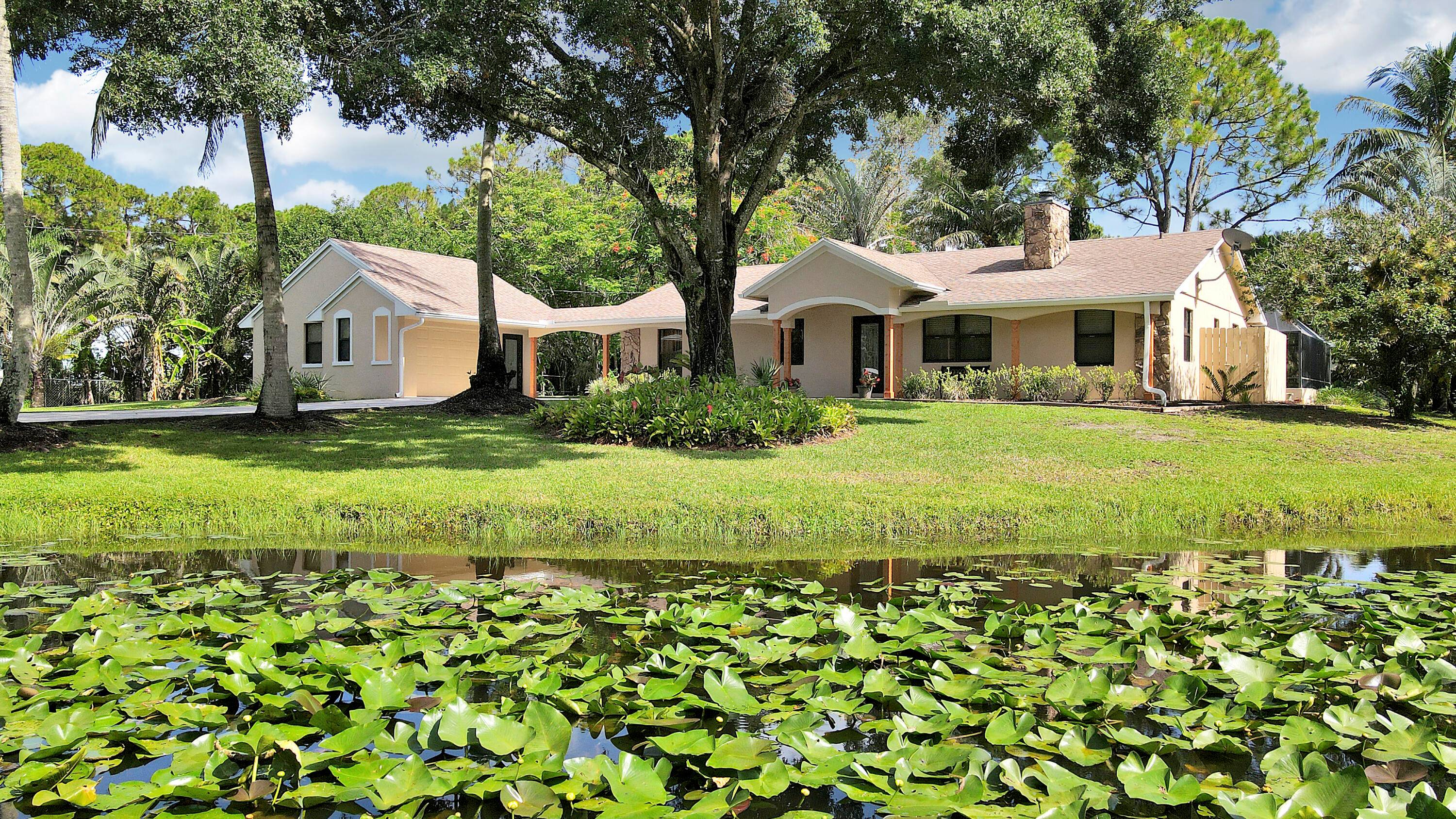 Renovated CBS Pool Home on 1.