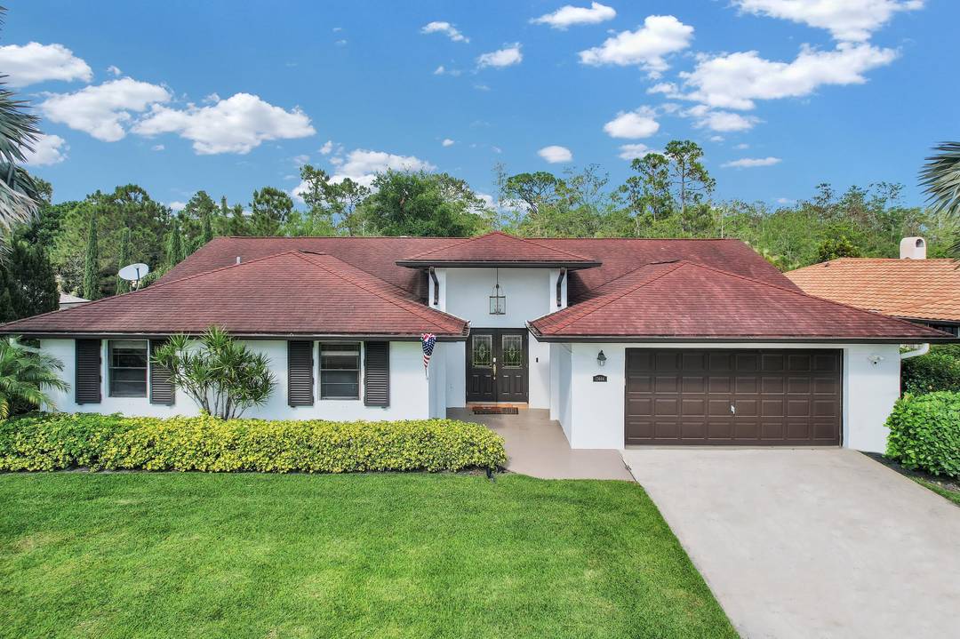 Escape to your own private retreat in this stunning 4 bedroom, 2.