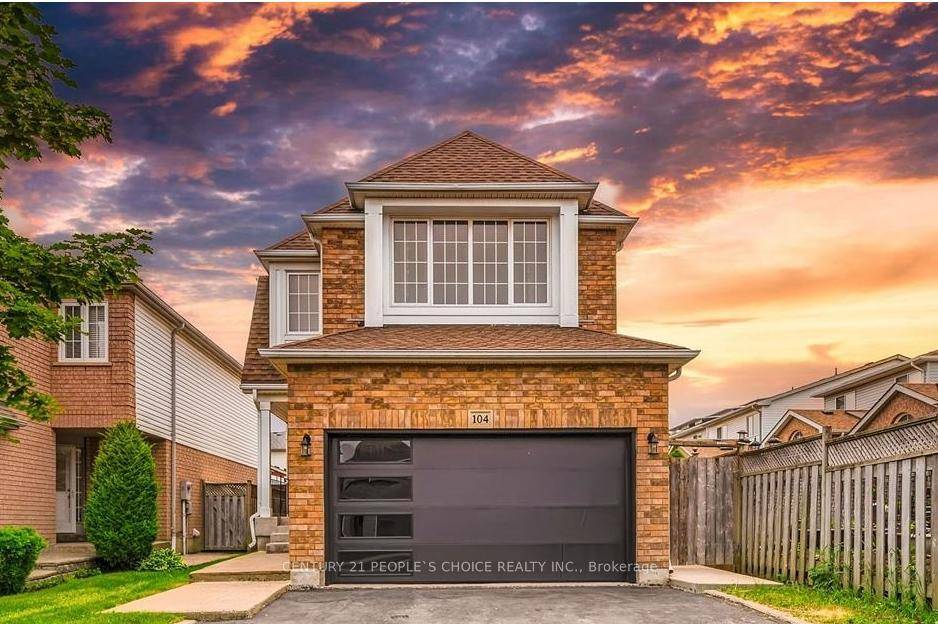 Beautiful 4 bedroom detached home available for lease, Plus 2 bedroom basement apartment with a separate entranceoffering spacious and well maintained living throughout !