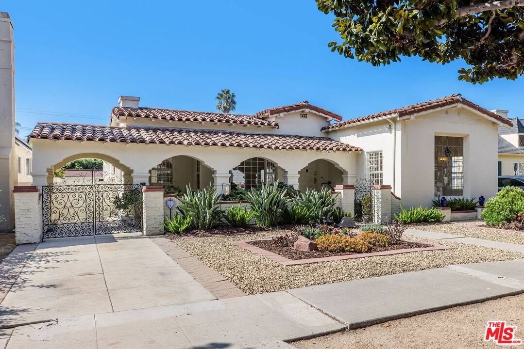 6512   Olympic Pl 4BR Beverlywood La