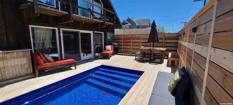 This Home is Available To Rent Weekly.