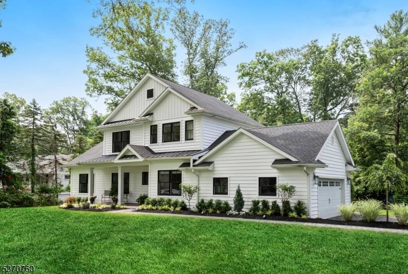 This newly remodeled stunning Colonial features 4 bedroom, 2.