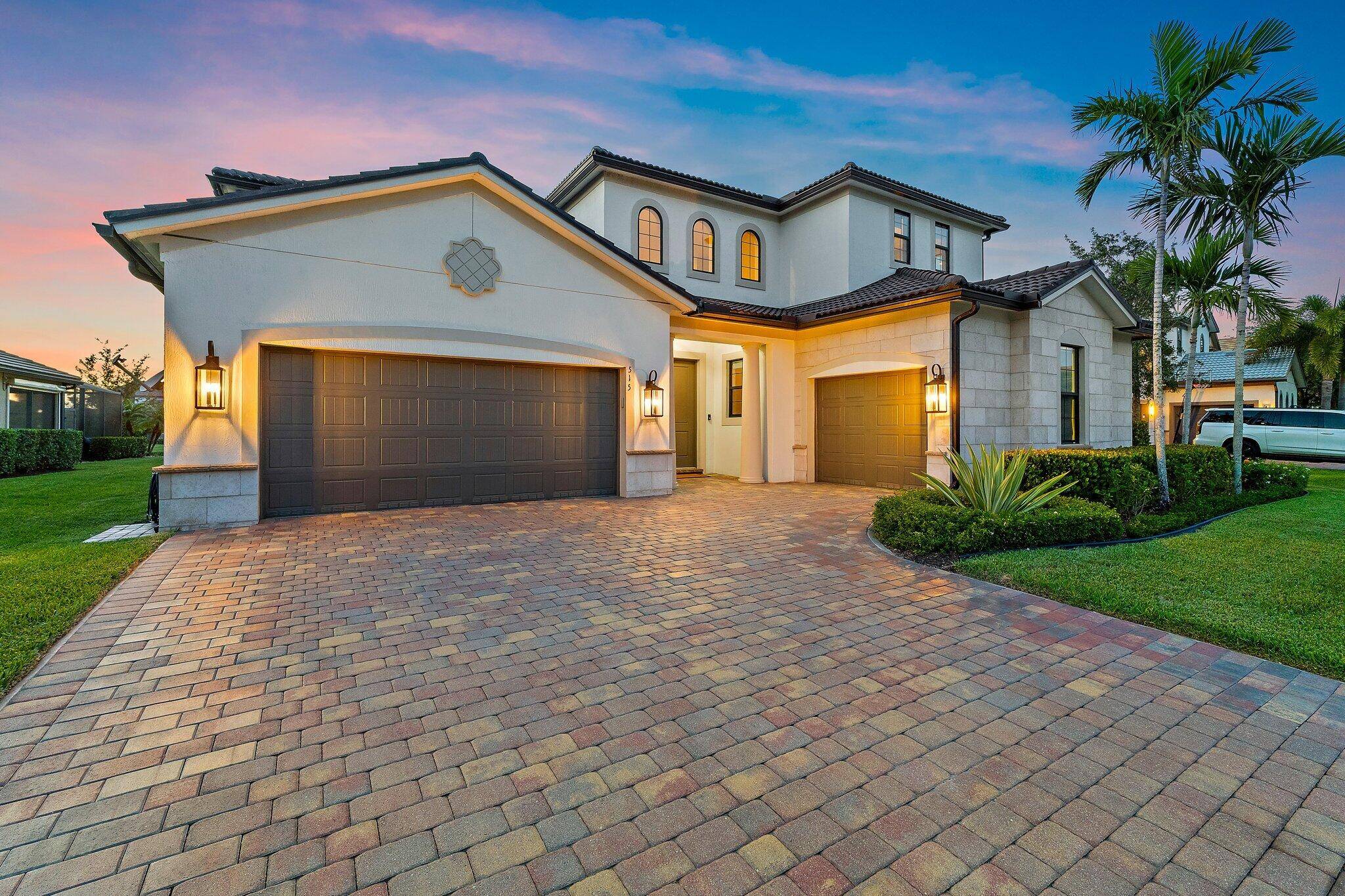 This Garden Vista floor plan, the largest in Sonoma Isles, is conveniently located just five homes from the clubhouse which has a state of the art fitness center, community lounge ...