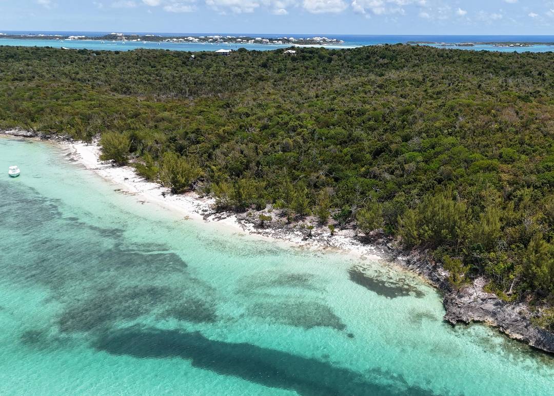 LUBBERS QUARTERS Land Abaco