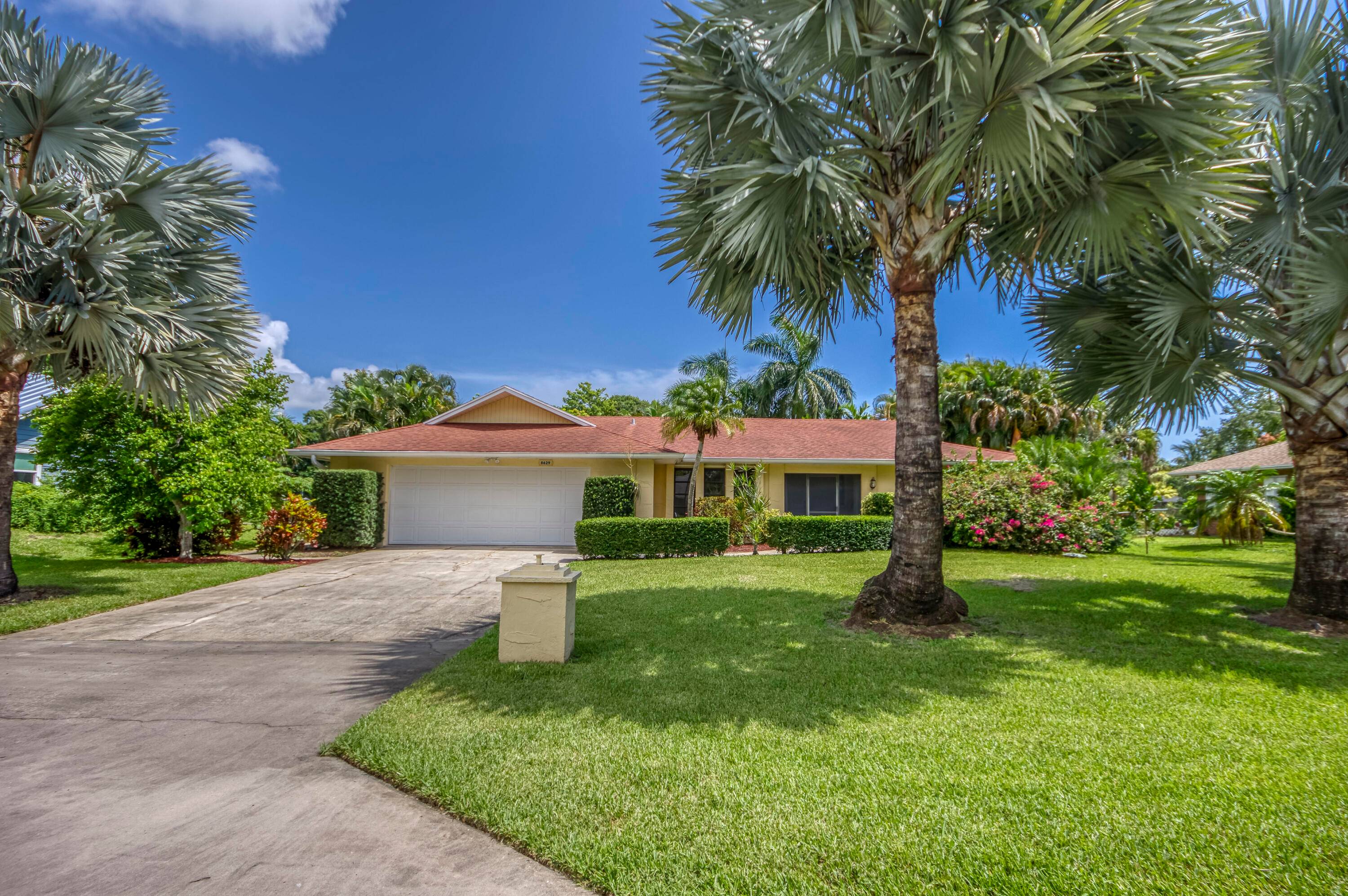 Welcome to 8629 SE Duncan Street a rare gem in the highly sought after Hobe Hills community, where classic Florida charm meets unbeatable location.