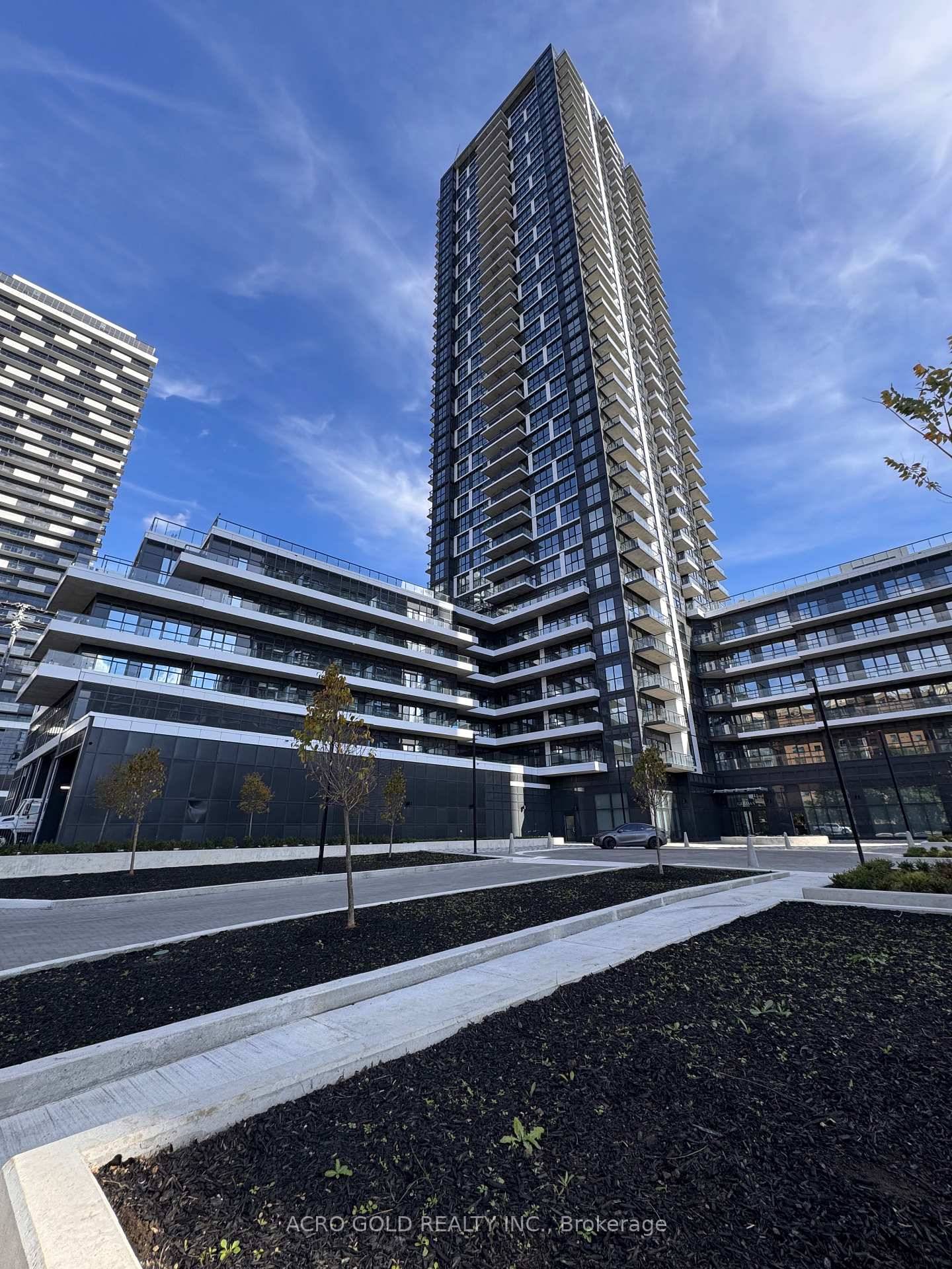 Experience luxury condo living for lease in Mississaugas prestigious Gemma by Pinnacle !
