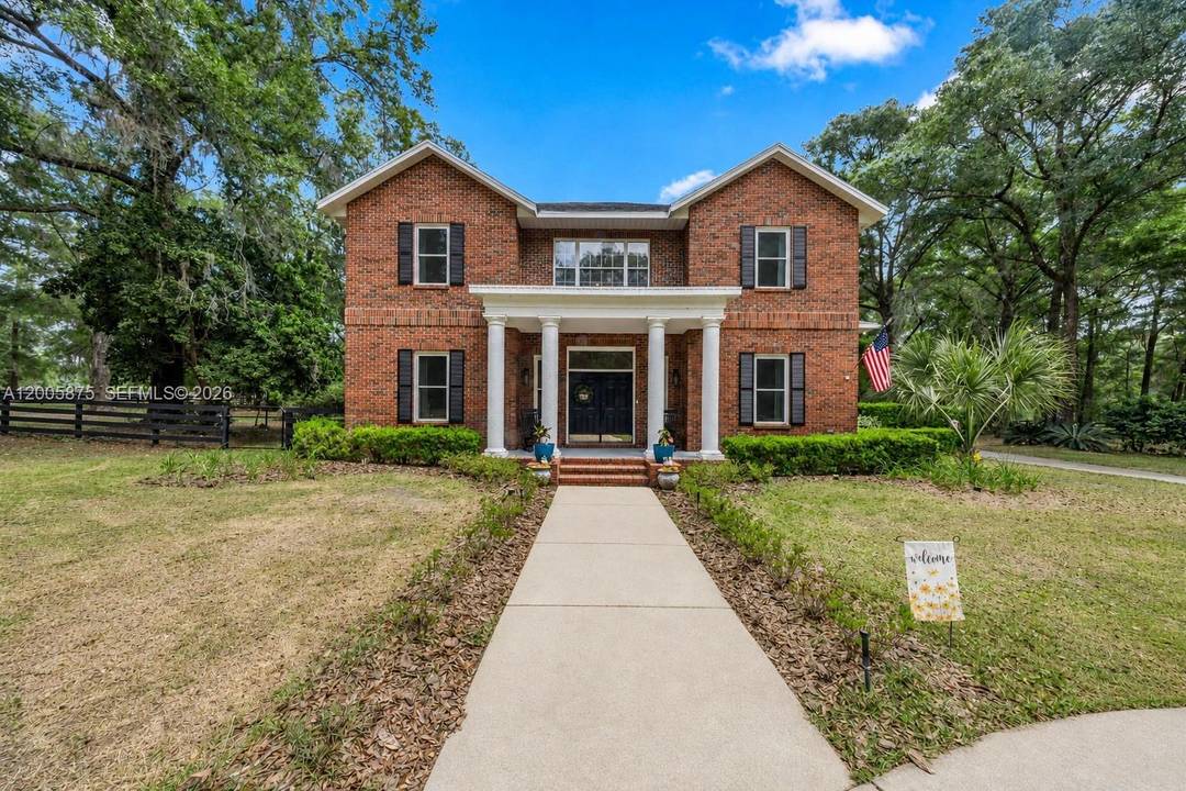 Welcome to your private retreat in the gated community of Turning Hawk Ranch II, where space, privacy, and lifestyle come together on 2.
