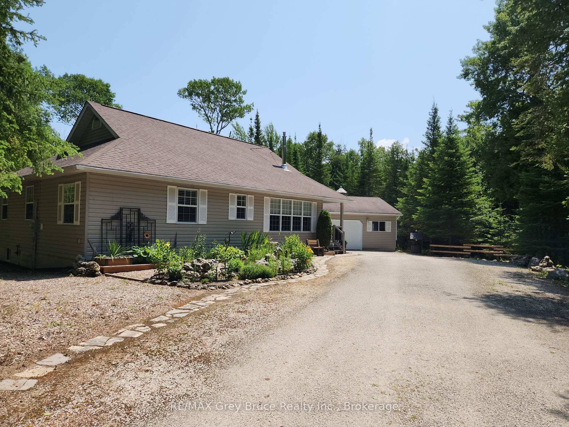 Welcome to 83 Lakewood Country Lane !
