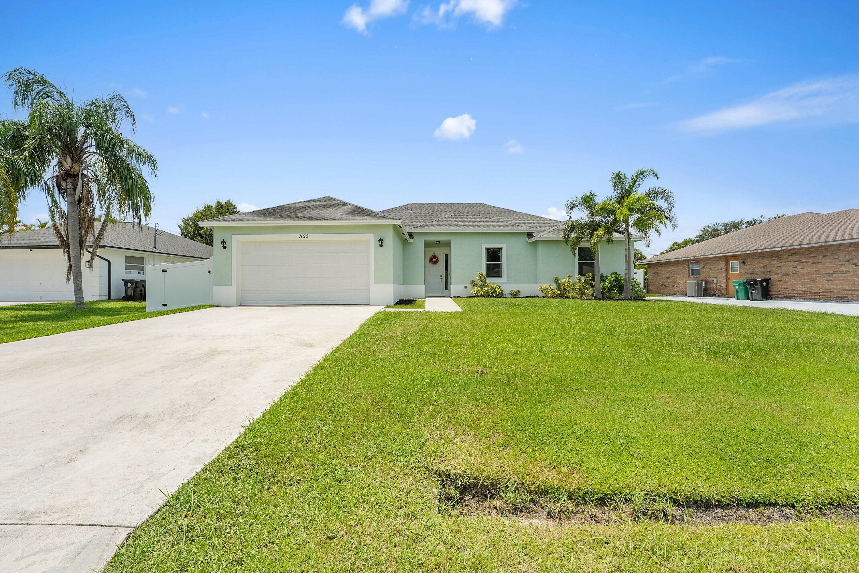 Welcome to 1150 SE Sabina Lane !