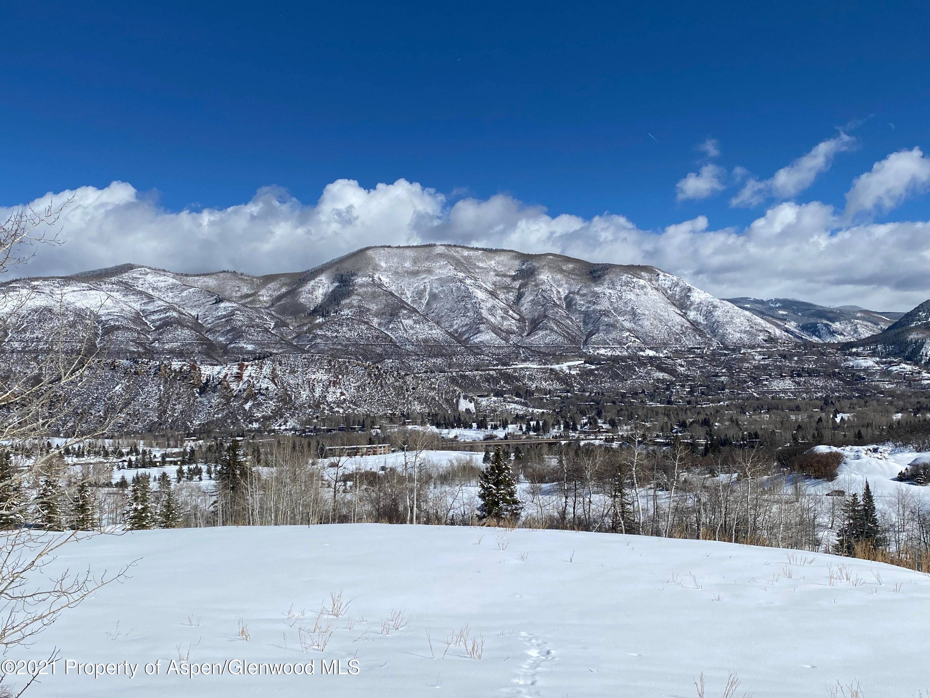 Simply the best. A stunningly beautiful property with panoramic vistas located in the exclusive Maroon Creek Club.