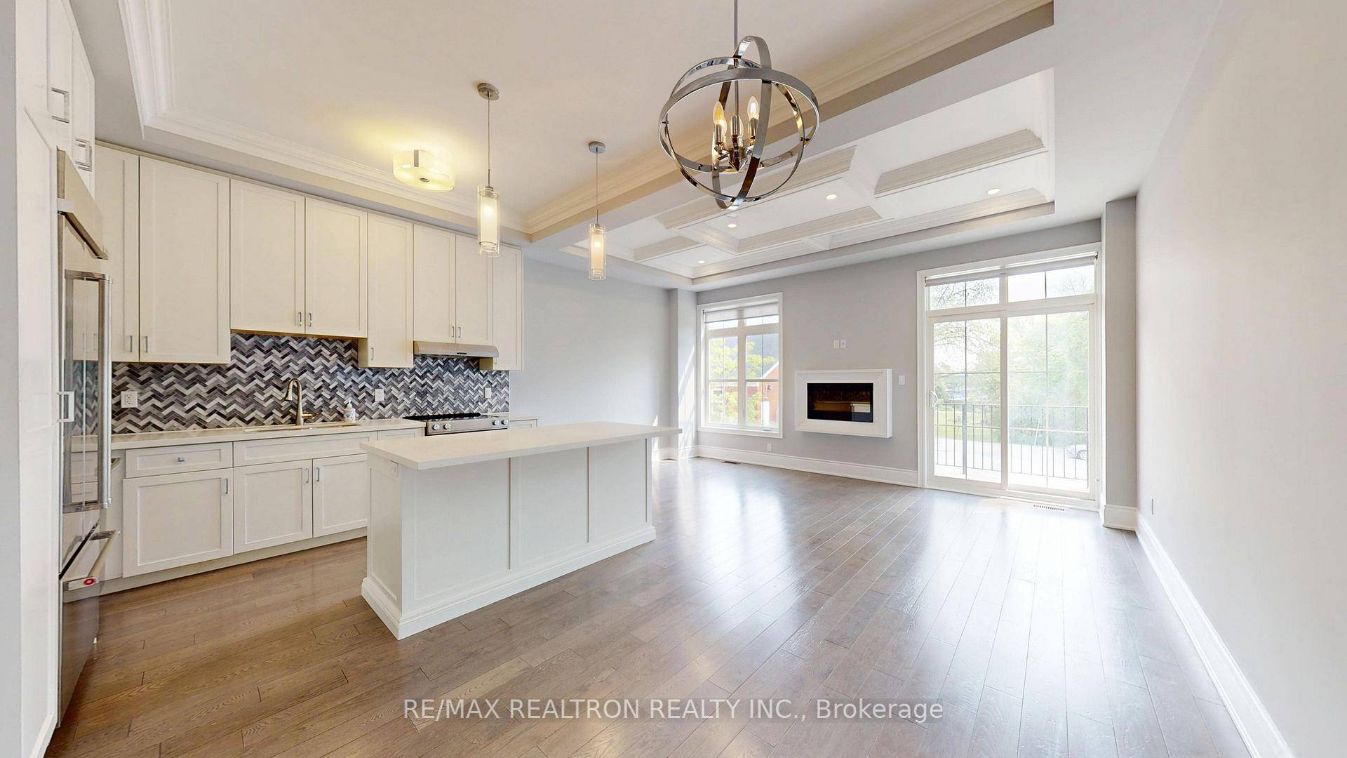 Luxury Semi Detached Home Approximately 2672 Sq Ft In Mill Pond Previously 'Model Home', One Of Richmond Hill's Most Desirable Locations.