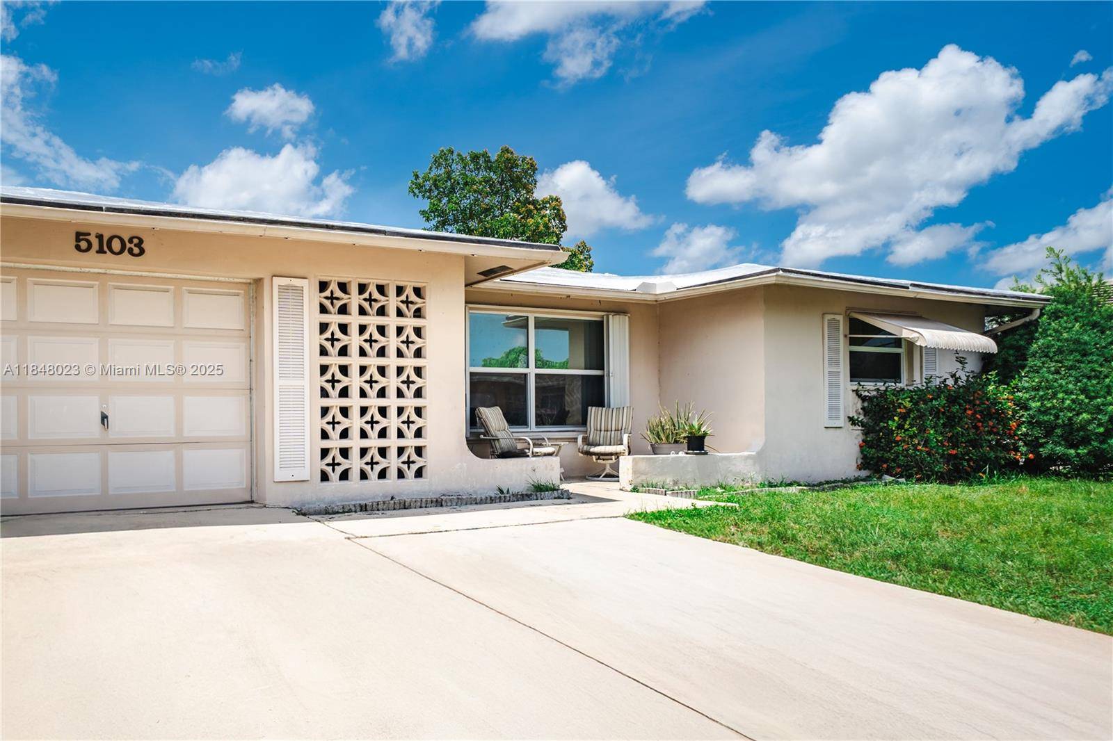 Welcome to your dream home in a vibrant 55 community !