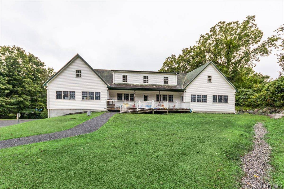 Prime investment opportunity in Mahopac, NY offering 3.