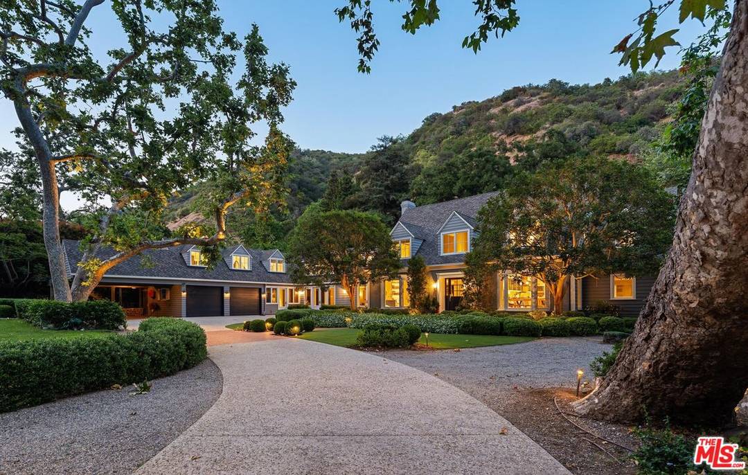 2600   Mandeville Canyon Rd 8BR Brentwood La