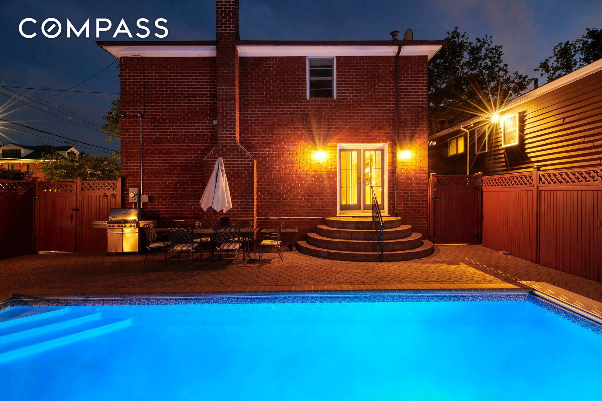 This stately four bedroom, three bathroom Georgian Colonial offers the spacious refined of a fine country manor with glorious private outdoor space that begs to entertain, all just two blocks ...