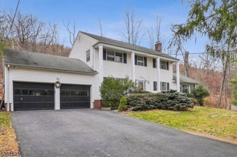 Great opportunity to make this your new home.