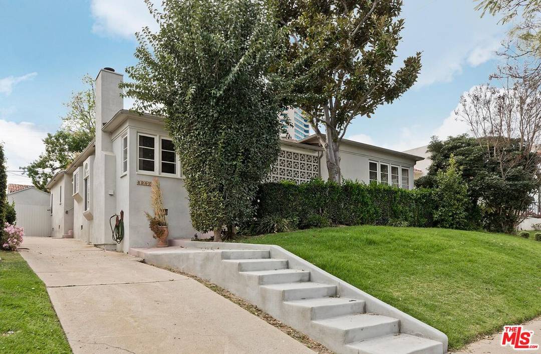 1287   Holmby Ave 4BR Westwood La