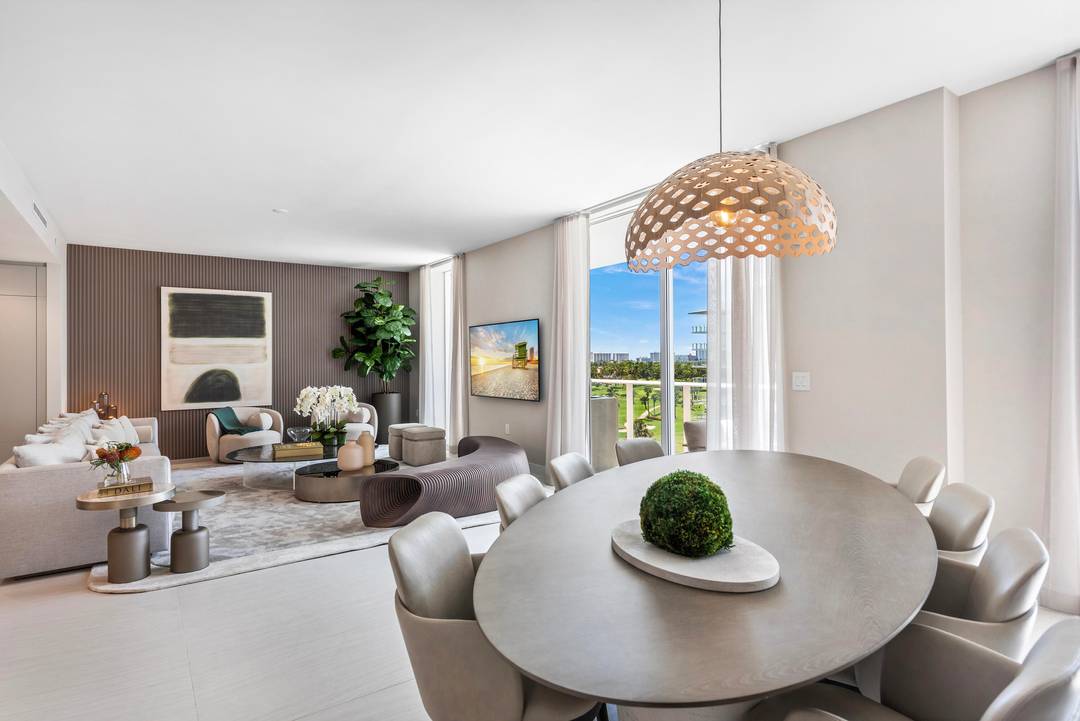 Experience boutique luxury at ALINA 210, Boca Raton's most exclusive address with only 30 residences.