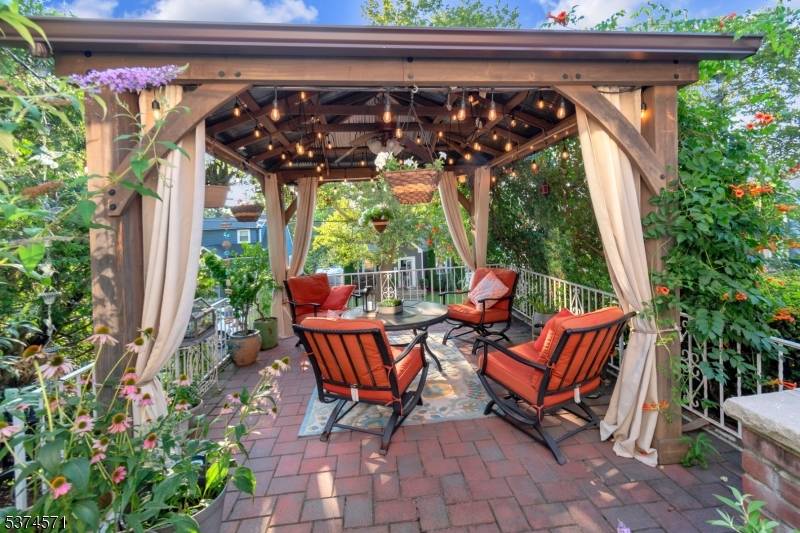 Welcome to this well maintained single family home mother and daughter located in the heart of Kearny, NJ.