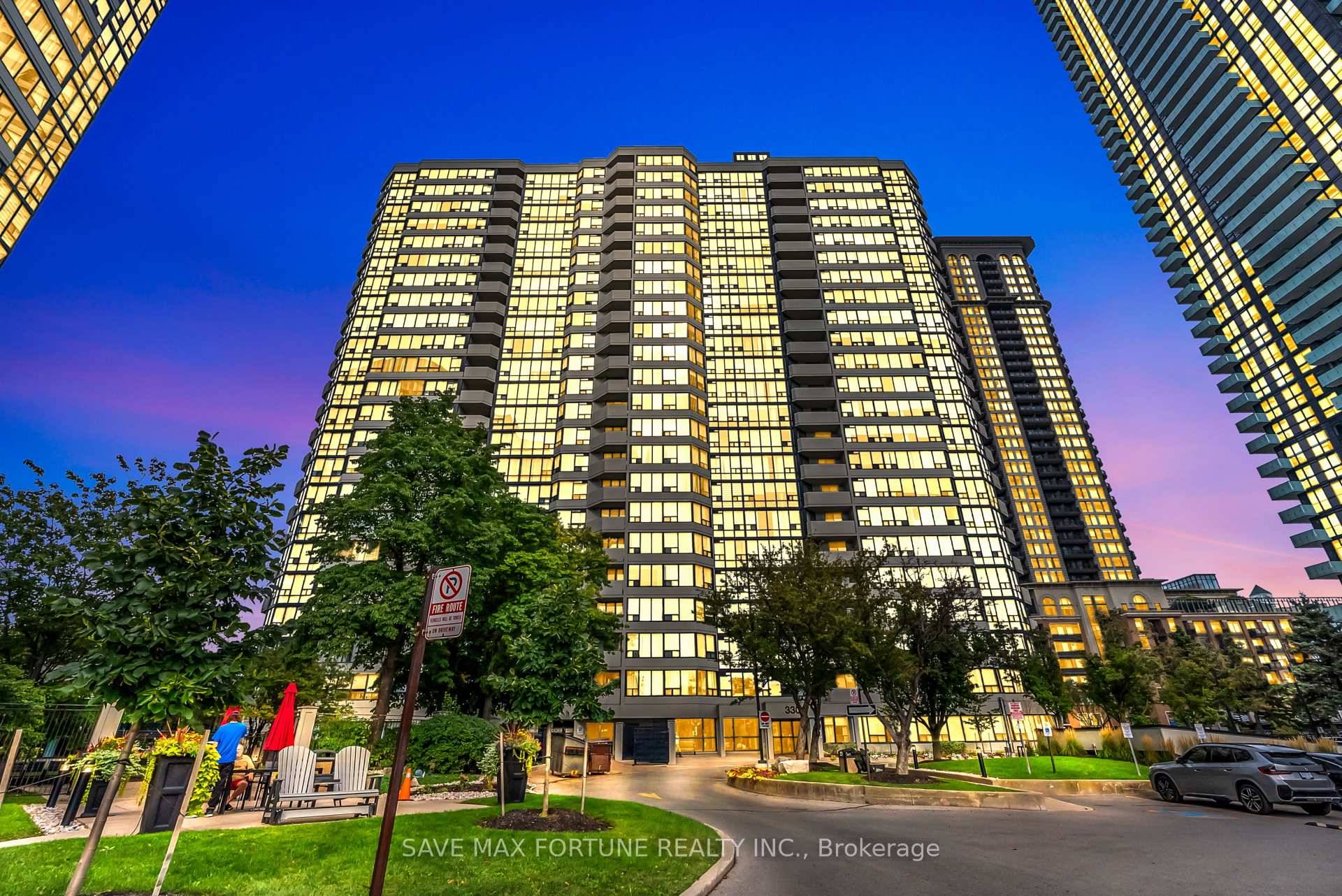 Welcome to a spacious 988 sq.