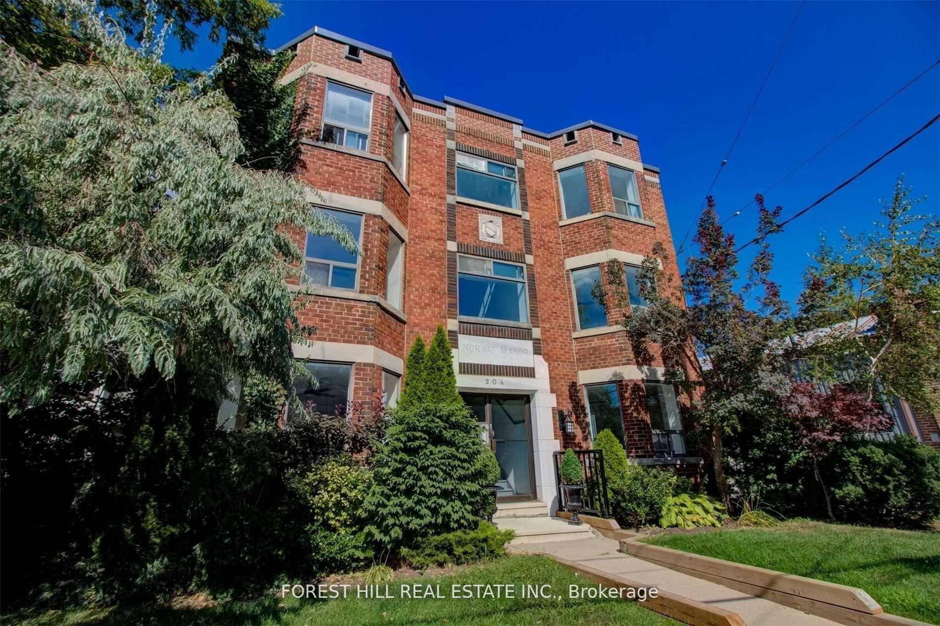 Newly Renovated And Spacious Jr 1 Bedroom Suite, With All Brand New Stainless Steel Appliances, Caesar Stone Counter Tops, Durable Vinyl Flooring, Large Windows With An Abundance Of Light.
