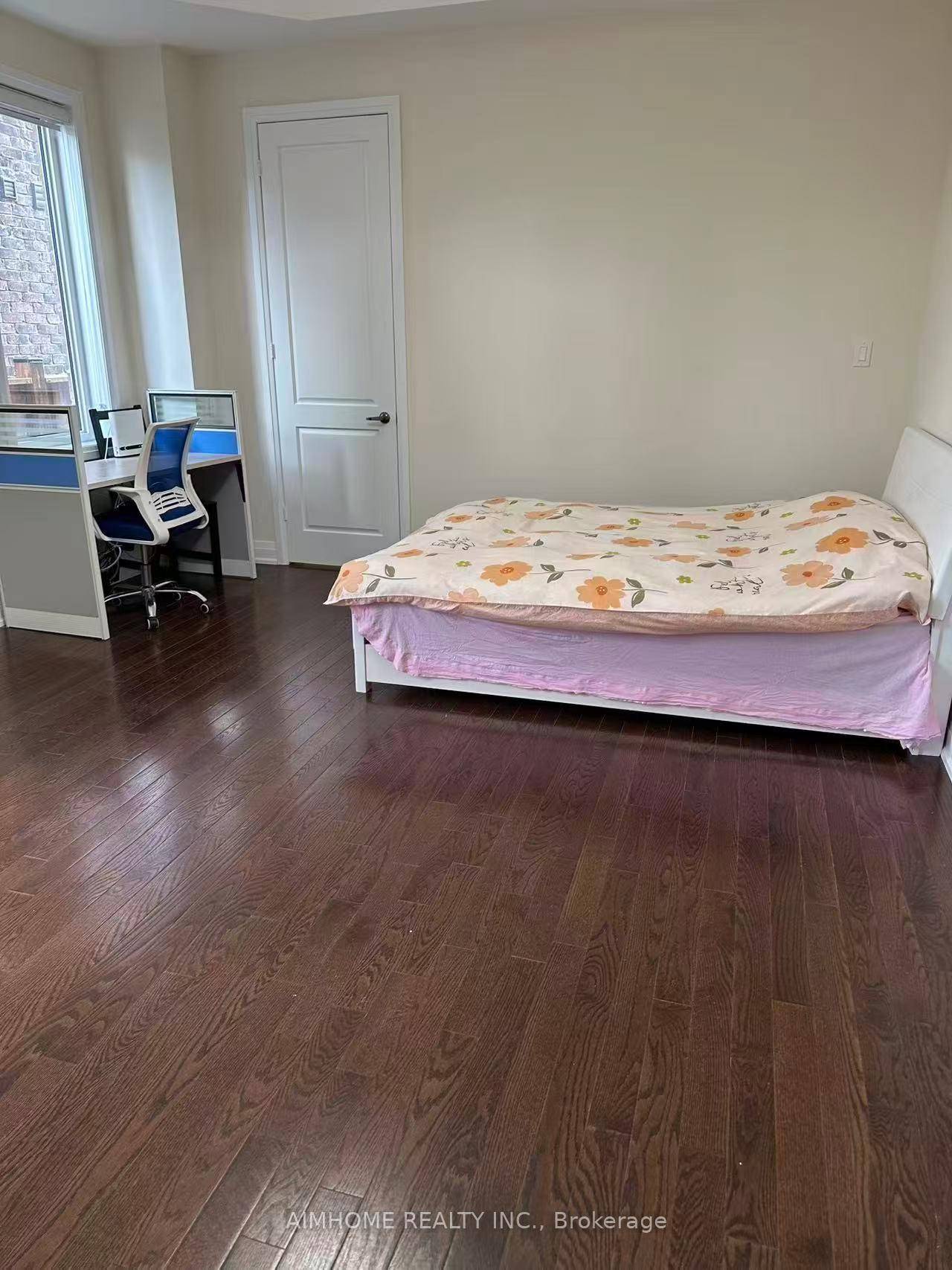 Furnished 1 Bedroom with Bathroom unit with Parking.