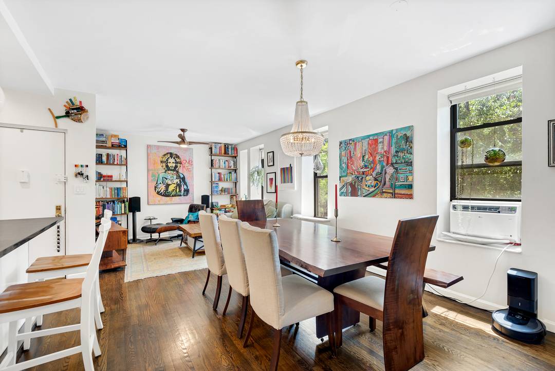 THIS IS A FULLY FURNISHED RENTAL !