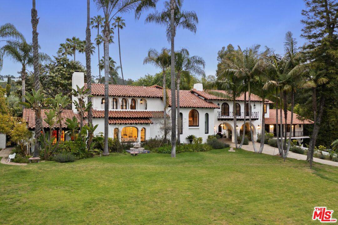 9451 Sunset Blvd 9BR Beverly Hills Post Office | B.H.P.O. La