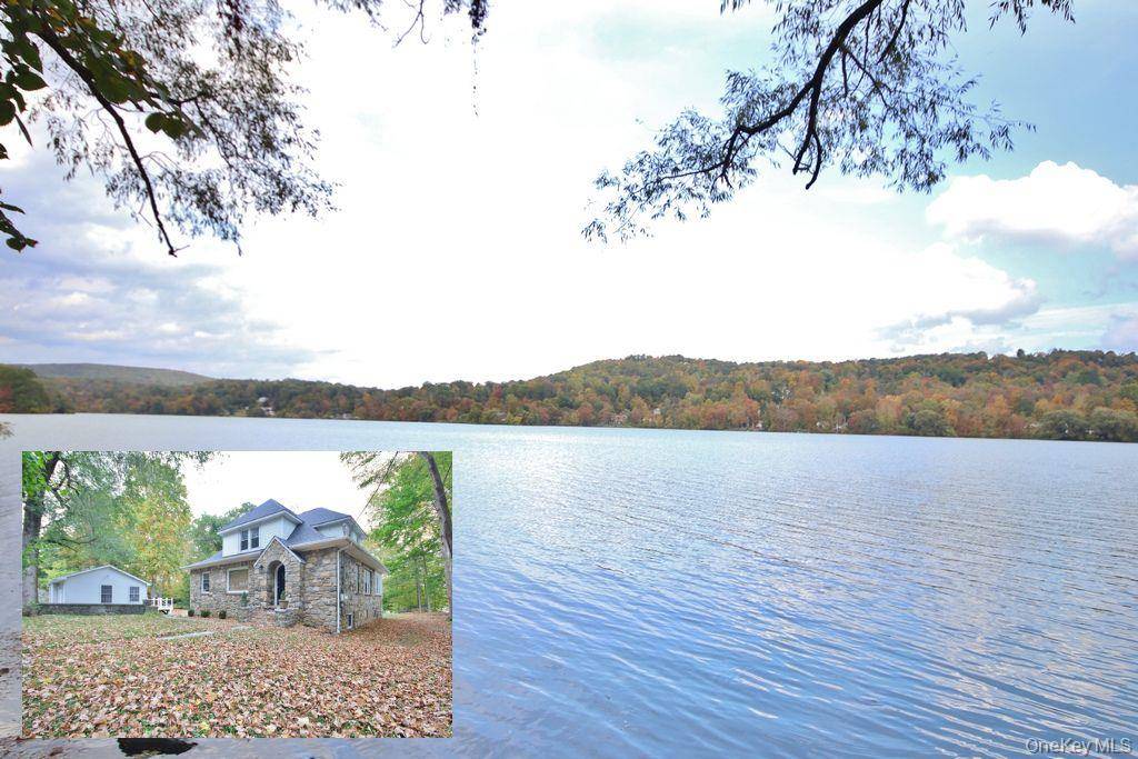 Live on the Lake Two single family homes on one parcel.