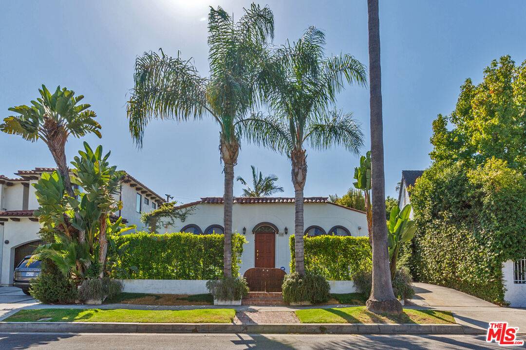 465  S Sherbourne Dr 4BR Beverly Grove La